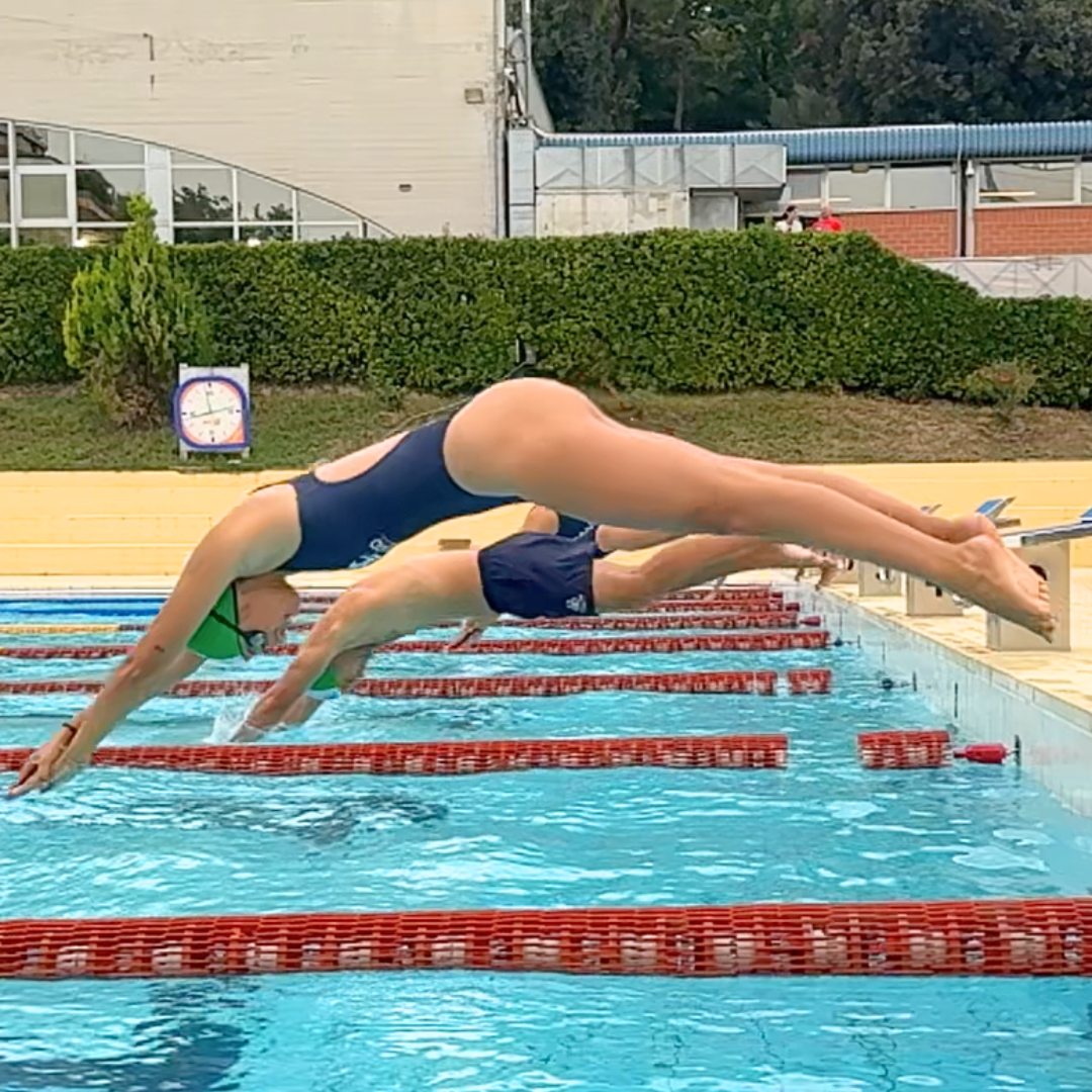 TUTTO NUOTO